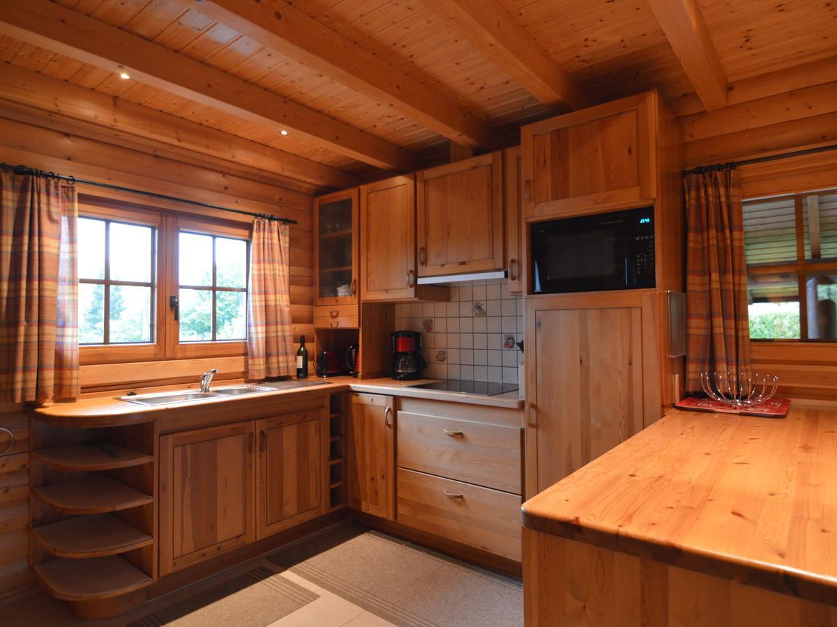Charming Chalet With Private Garden In Stavelot Hockai Экстерьер фото