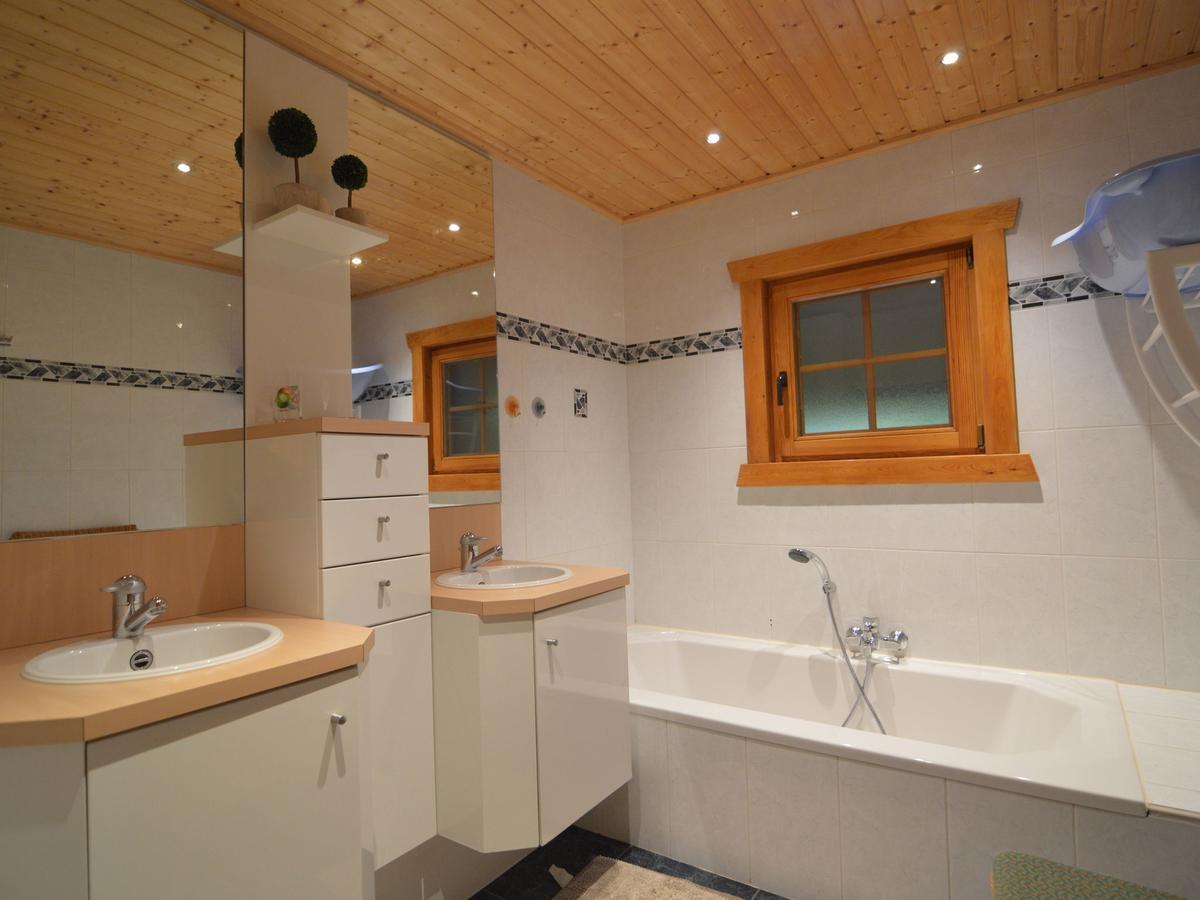 Charming Chalet With Private Garden In Stavelot Hockai Экстерьер фото