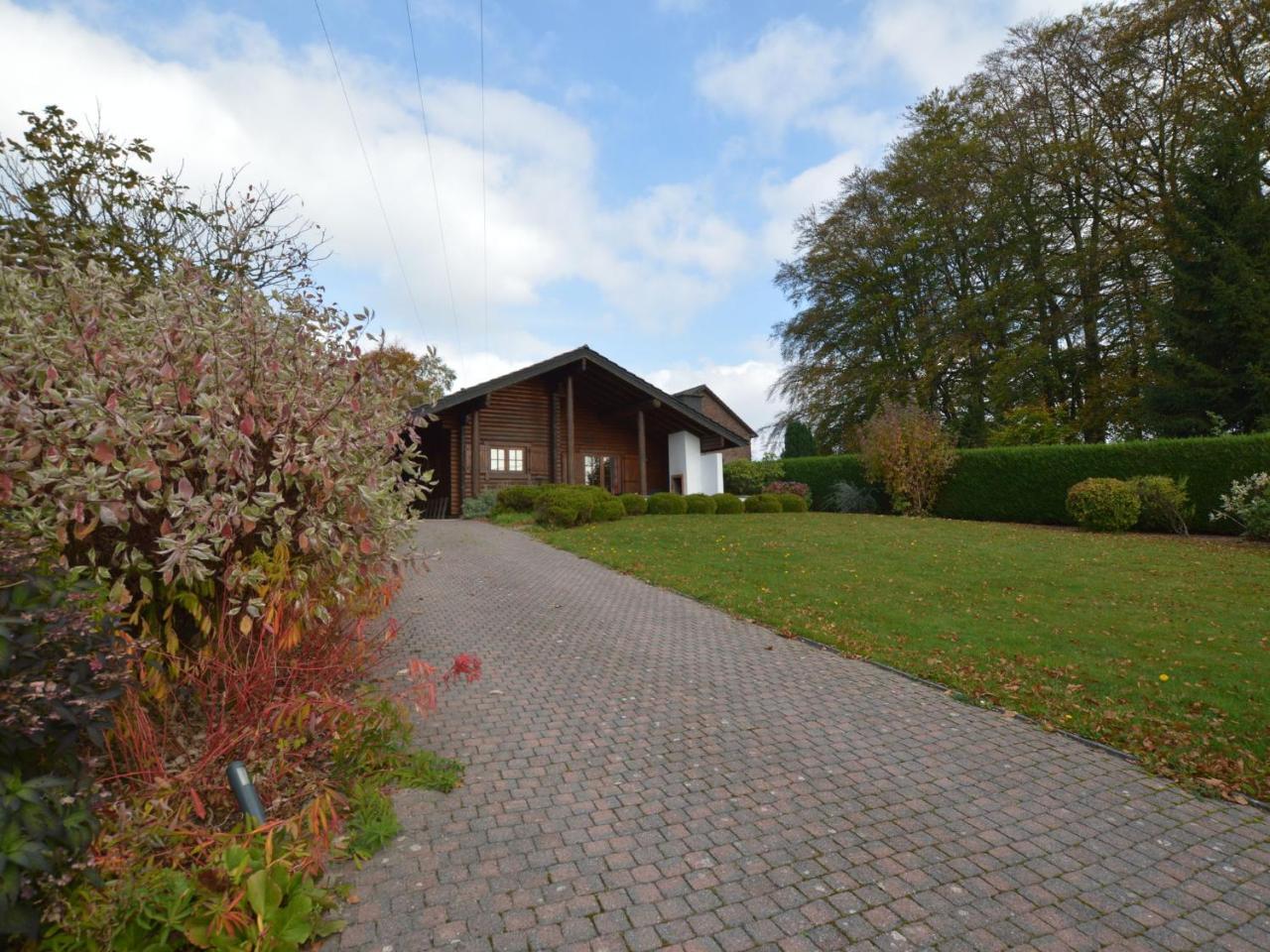 Charming Chalet With Private Garden In Stavelot Hockai Экстерьер фото